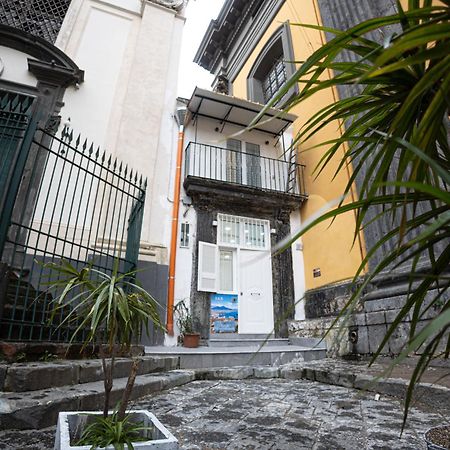 Royal Spaccanapoli Apartment Exterior photo